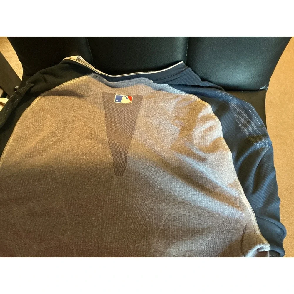 Nike Pro Tight Boys Grey Navy Blue MLB Baseball Long Sleeve Base Layer Shirt L
